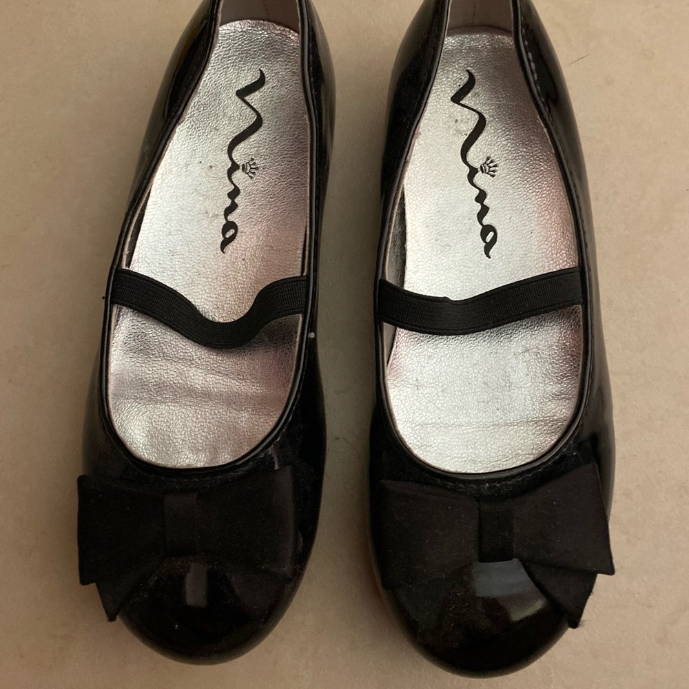 Nina Girl Shoes, lightly worn, 11M